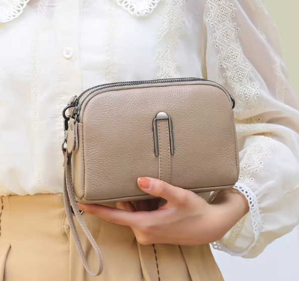 Geantă Crossbody Compactă Tip Cutie